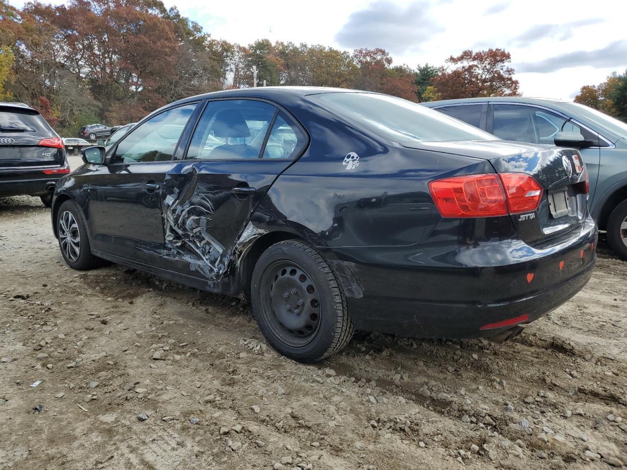 2011 VOLKSWAGEN JETTA