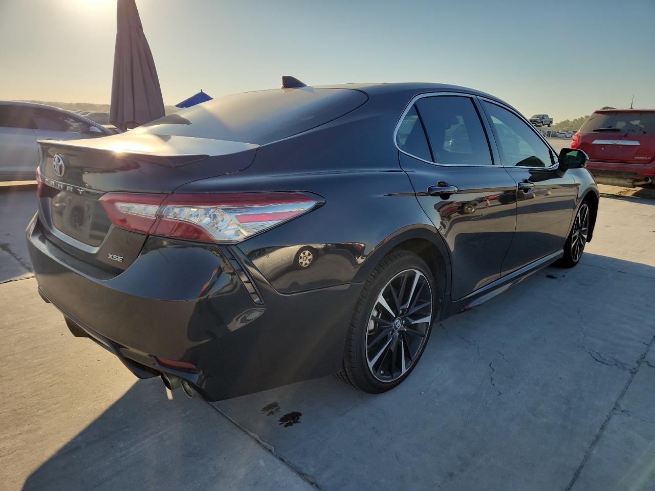 2019 TOYOTA CAMRY