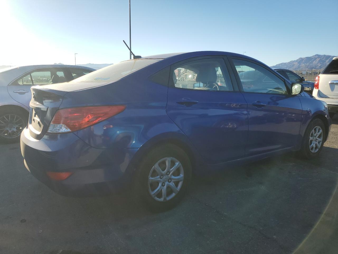 2012 HYUNDAI ACCENT