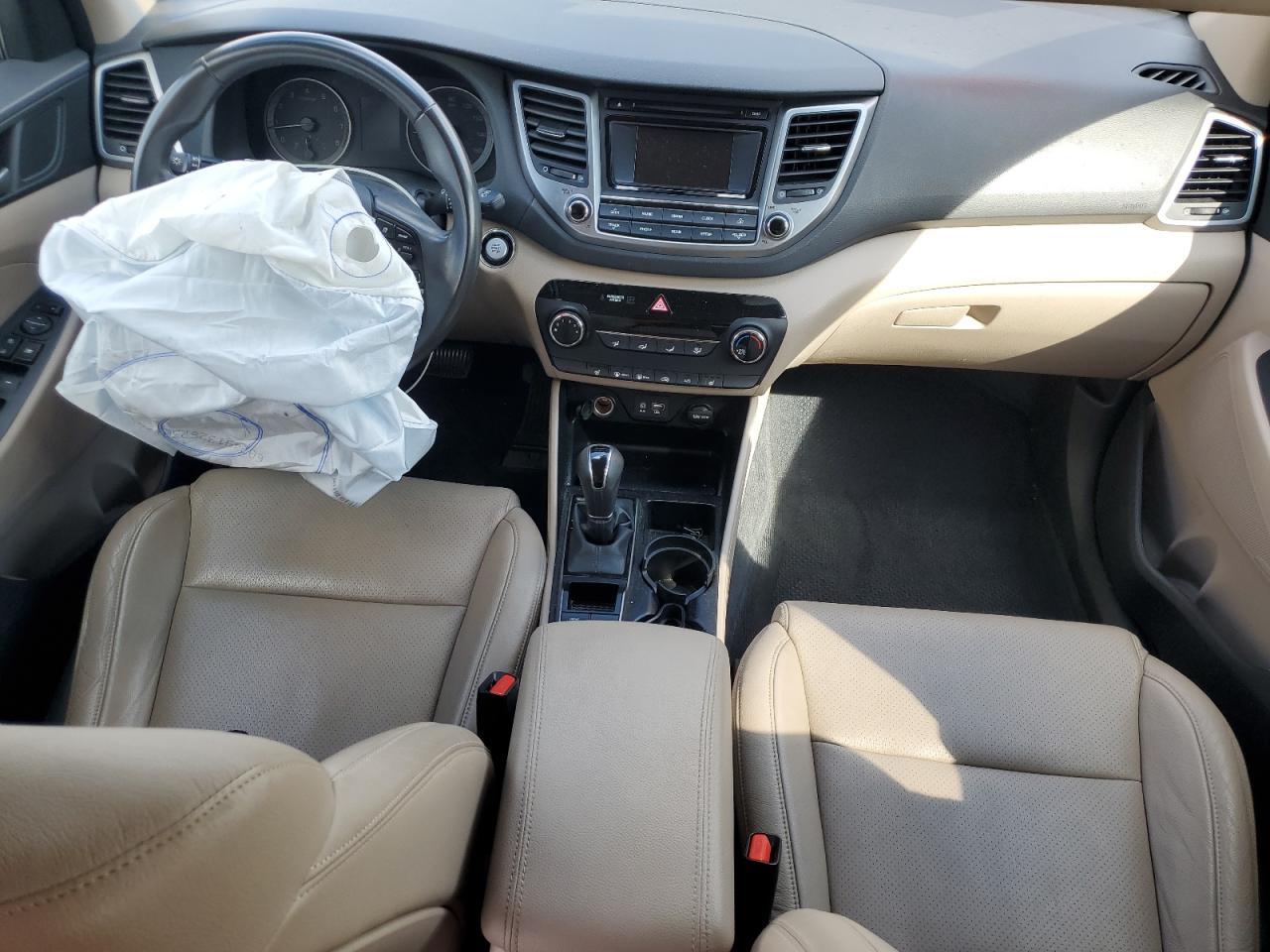 2017 HYUNDAI TUCSON