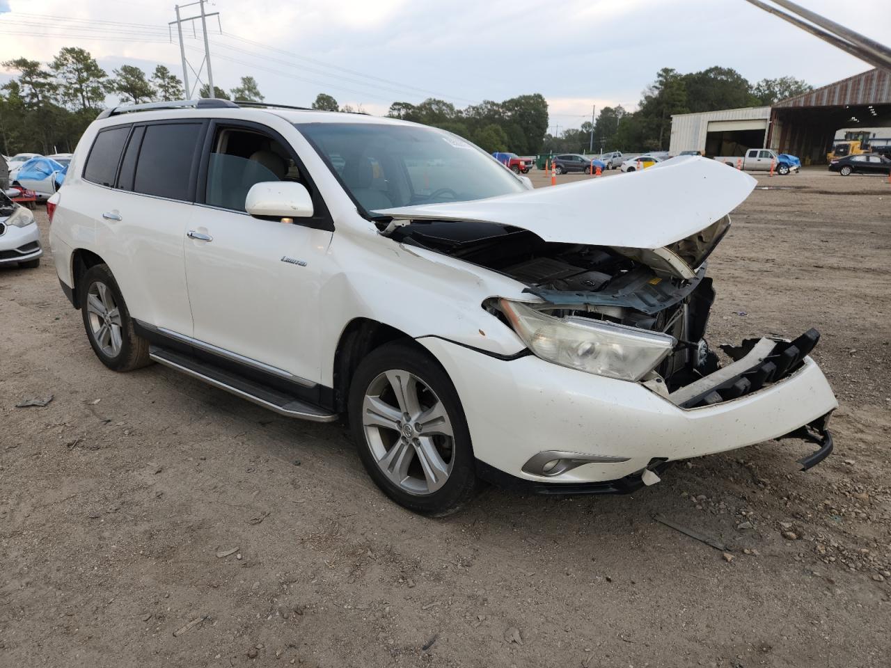 2013 TOYOTA HIGHLANDER