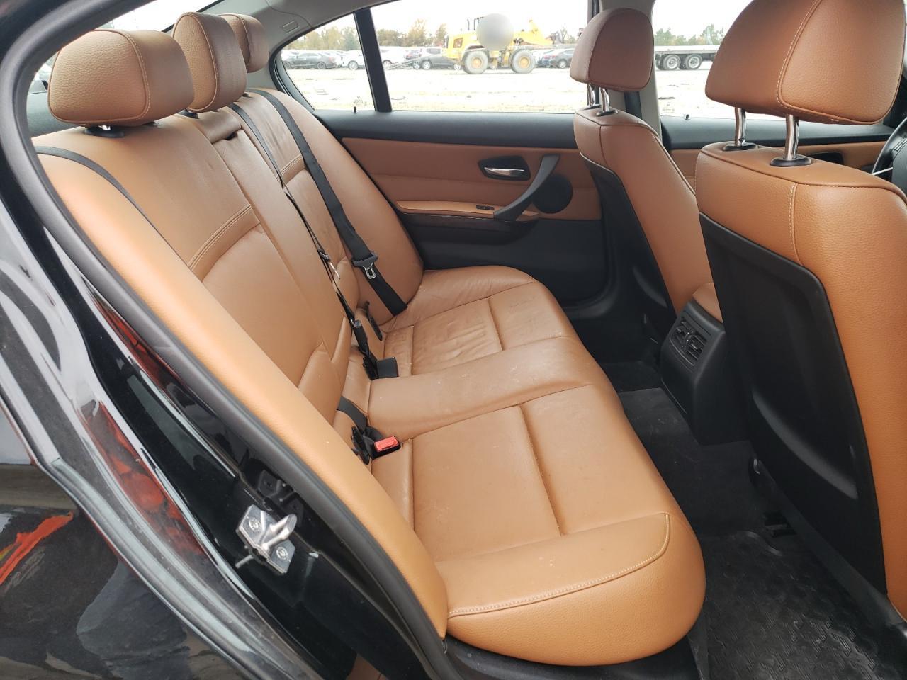 2011 BMW 3 SERIES