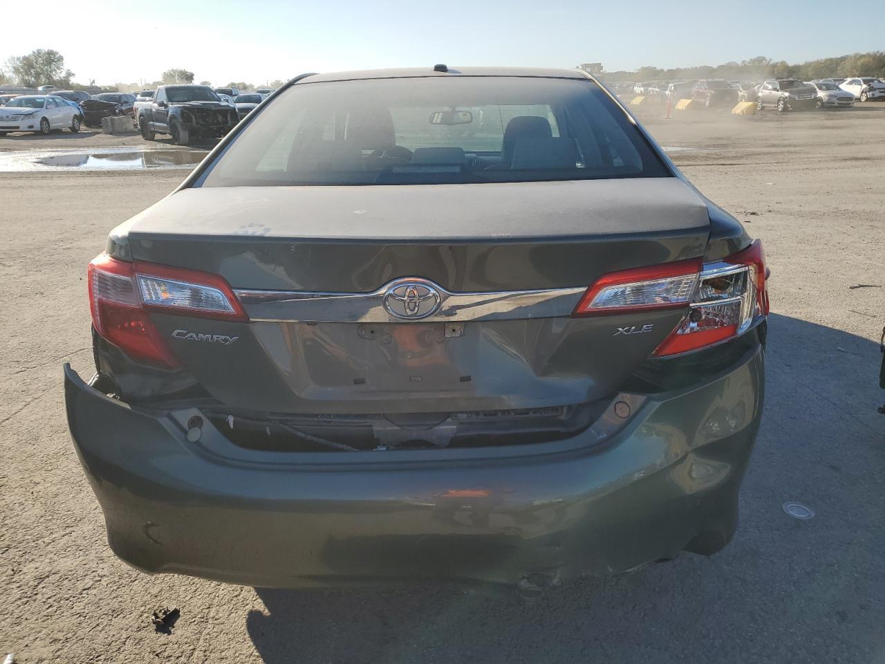 2013 TOYOTA CAMRY