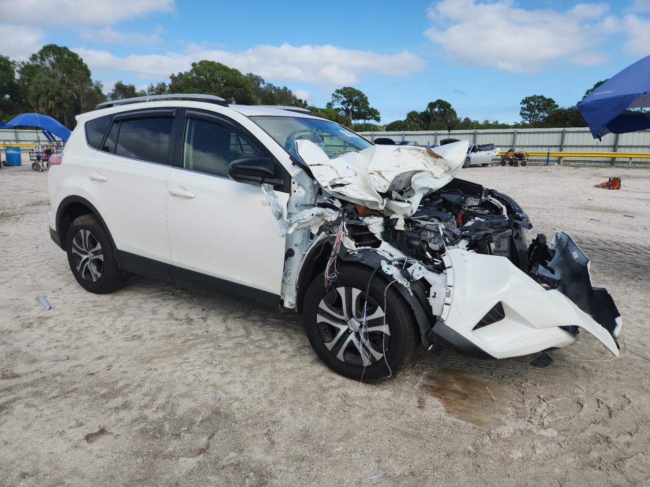 2016 TOYOTA RAV4