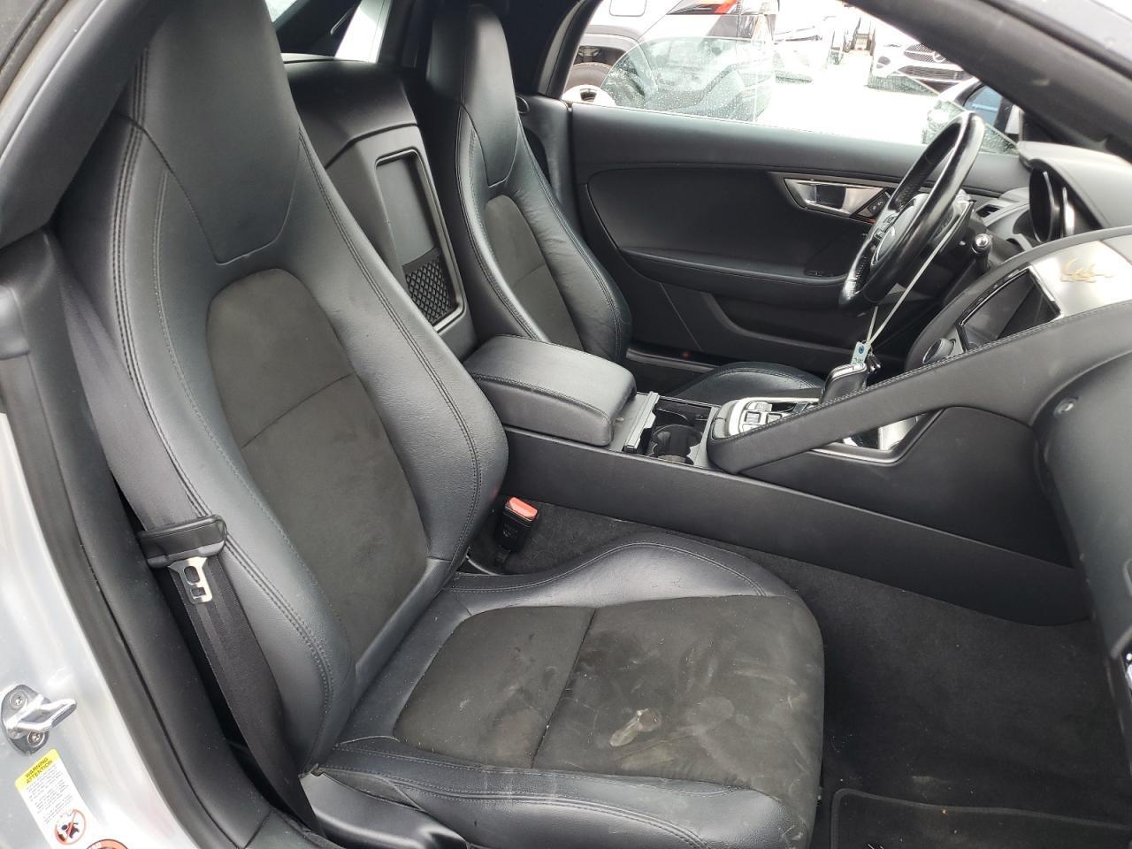 2017 JAGUAR F-Type