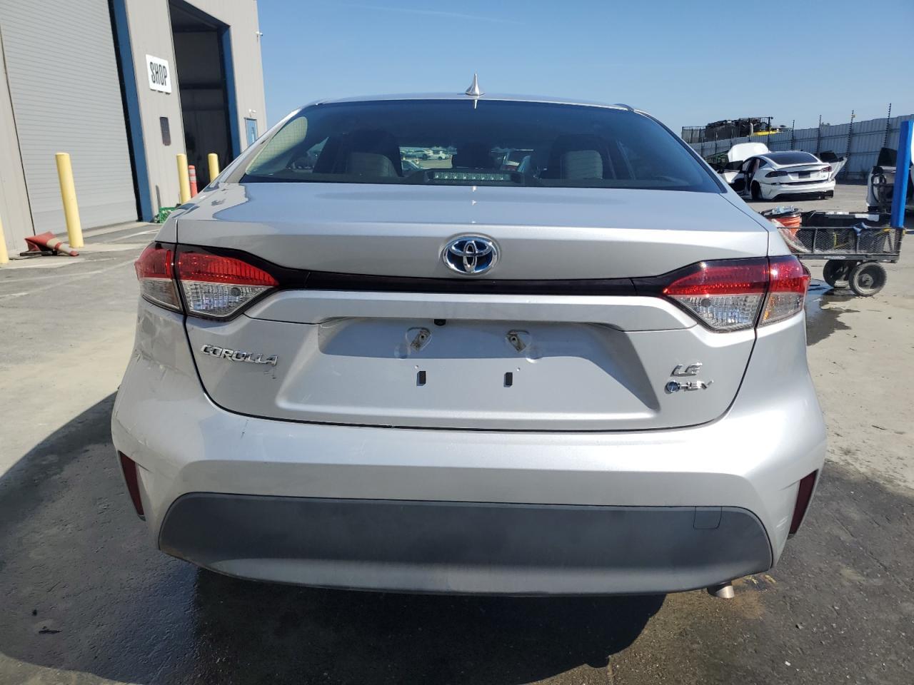 2025 TOYOTA COROLLA