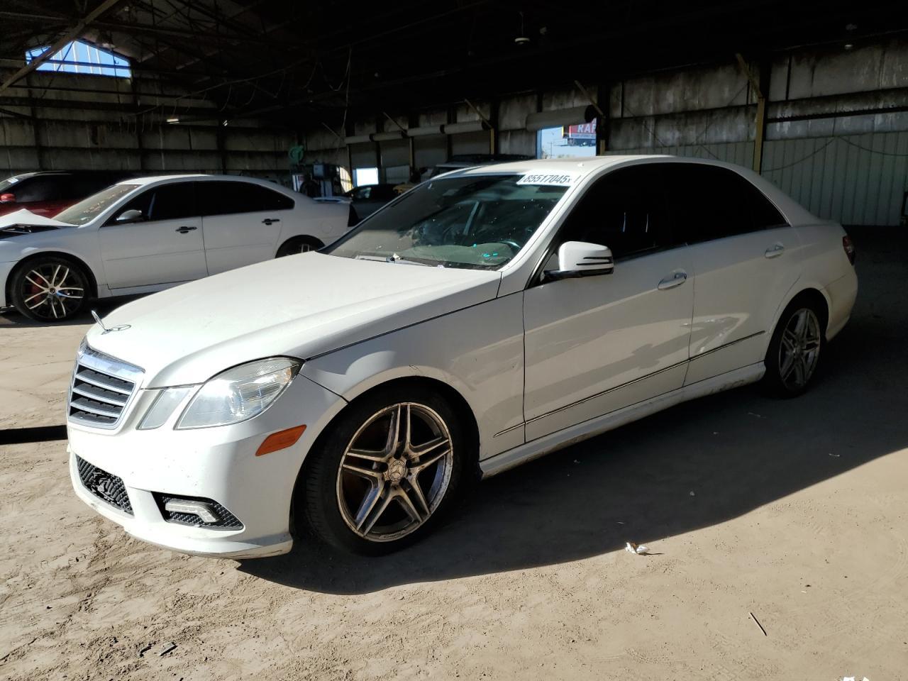 2011 MERCEDES-BENZ E-Class