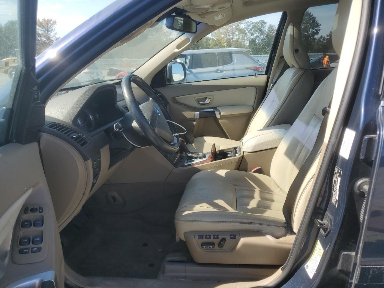 2013 VOLVO XC90