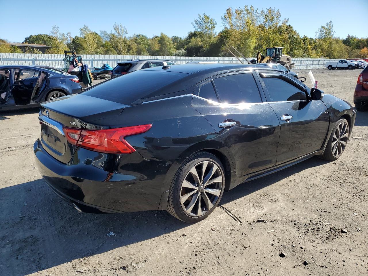 2016 NISSAN Maxima