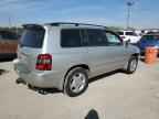 2004 TOYOTA HIGHLANDER