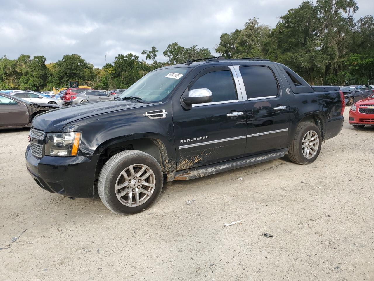 2013 CHEVROLET Avalanche