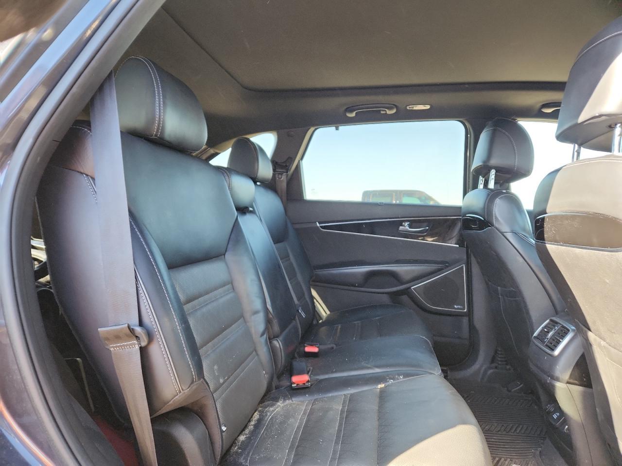 2017 KIA SORENTO