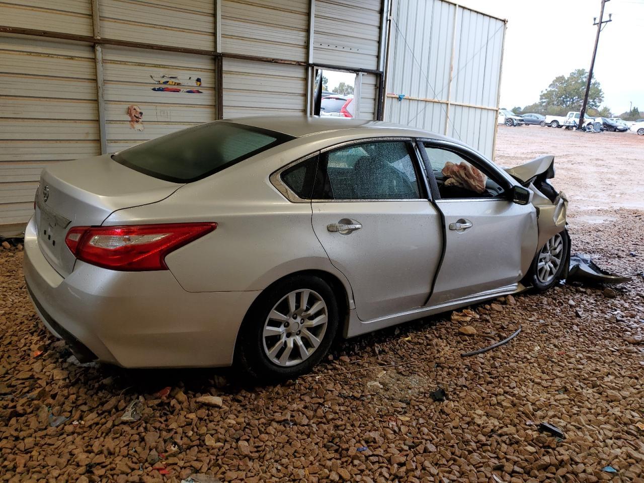 2016 NISSAN ALTIMA