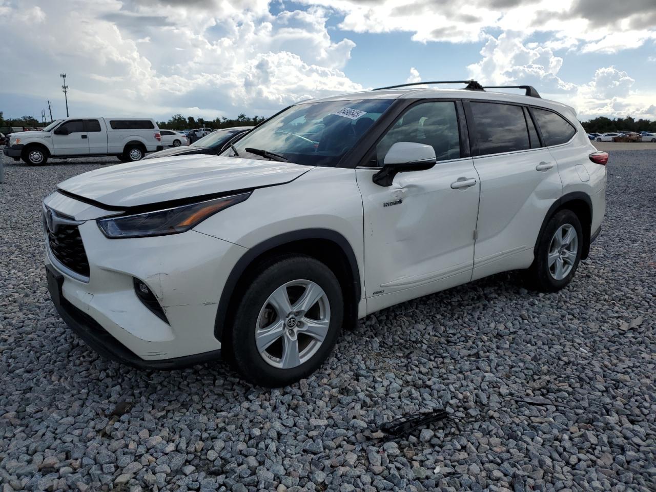 2021 TOYOTA HIGHLANDER