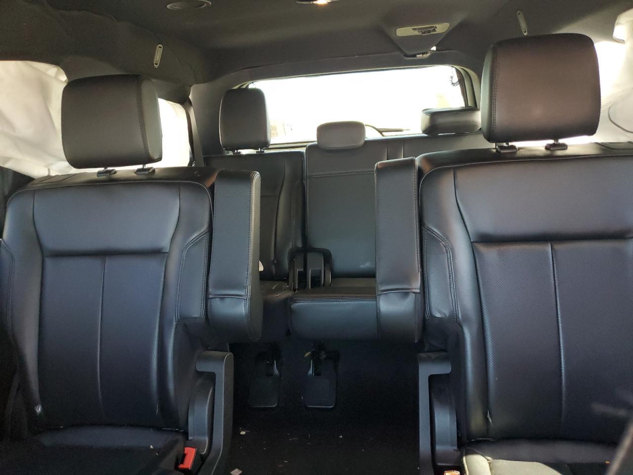 2021 FORD Expedition