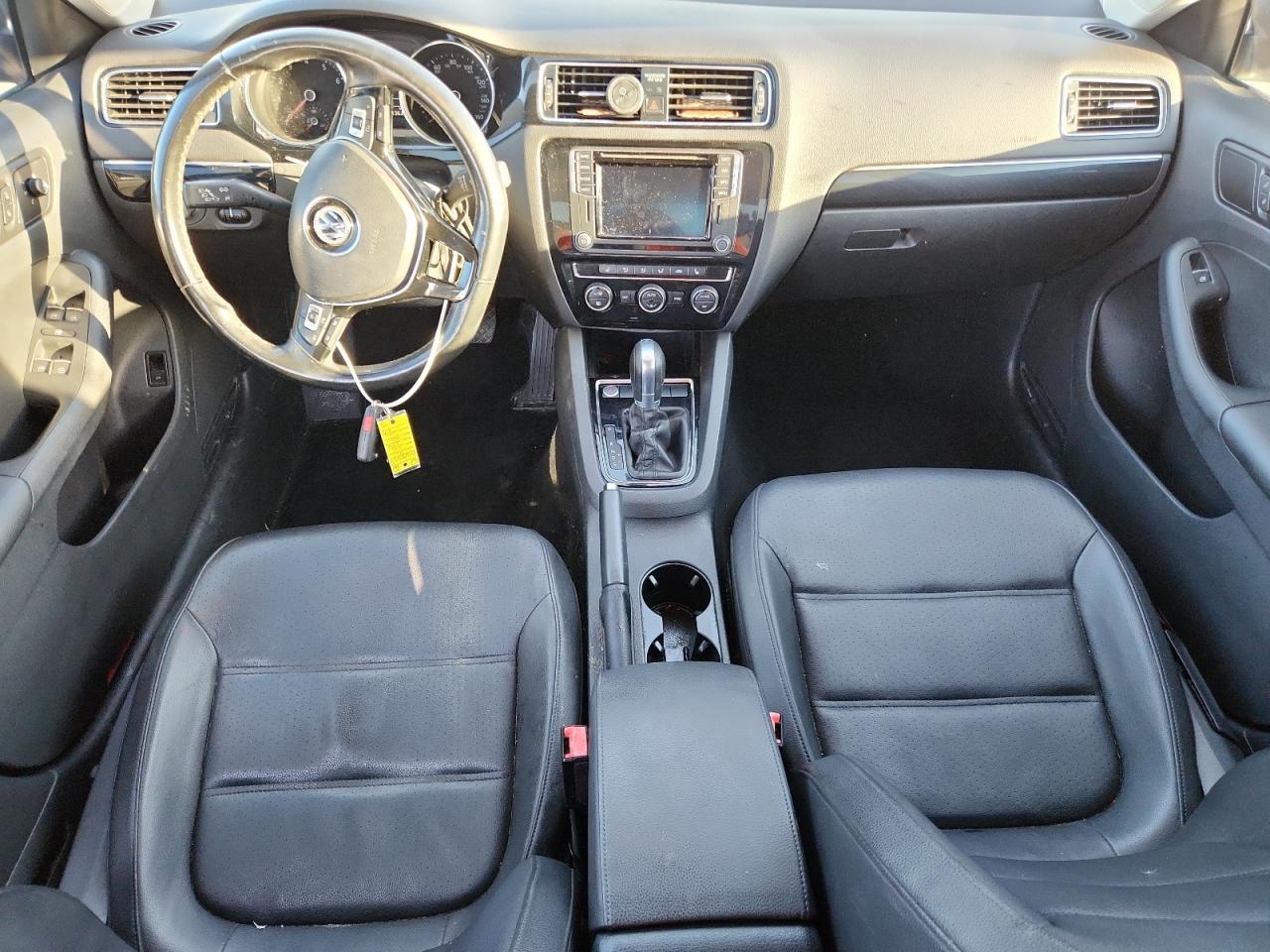 2017 VOLKSWAGEN JETTA