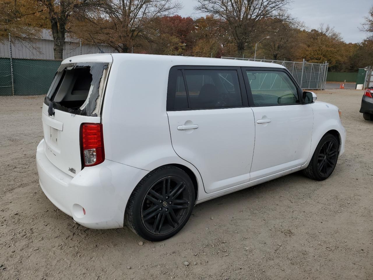 2012 TOYOTA SCION