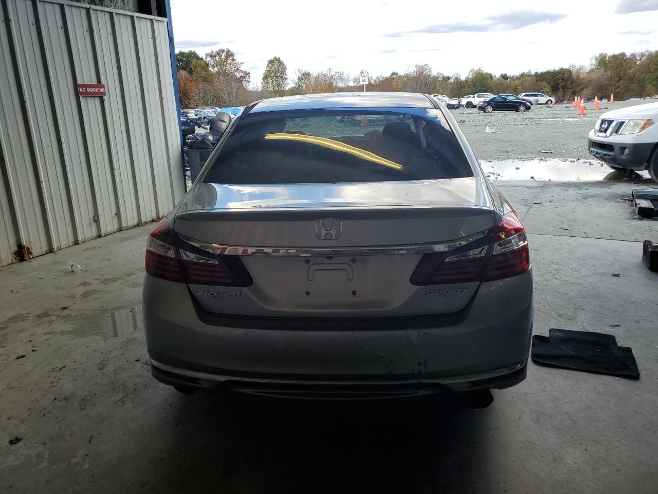 2017 HONDA ACCORD