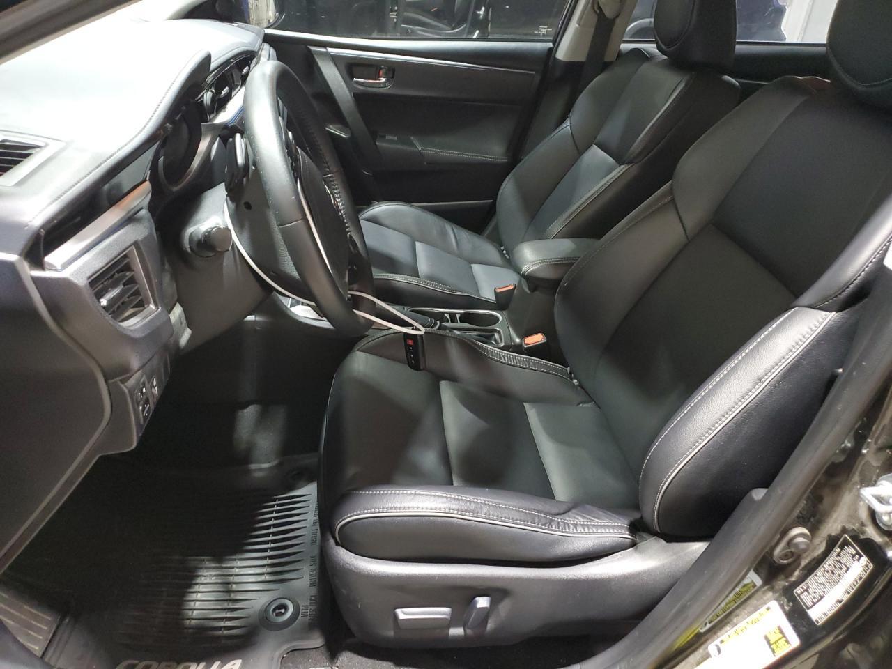 2015 TOYOTA COROLLA