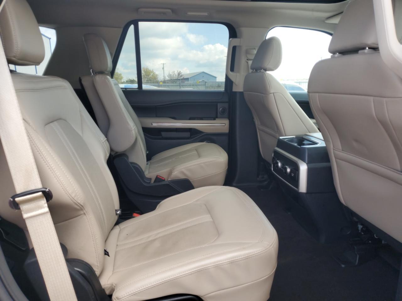 2022 FORD Expedition