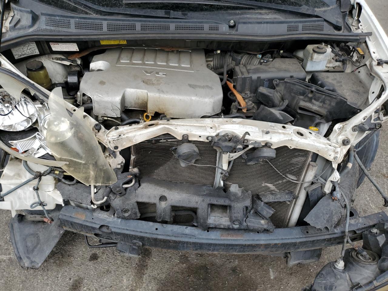 2008 TOYOTA SIENNA
