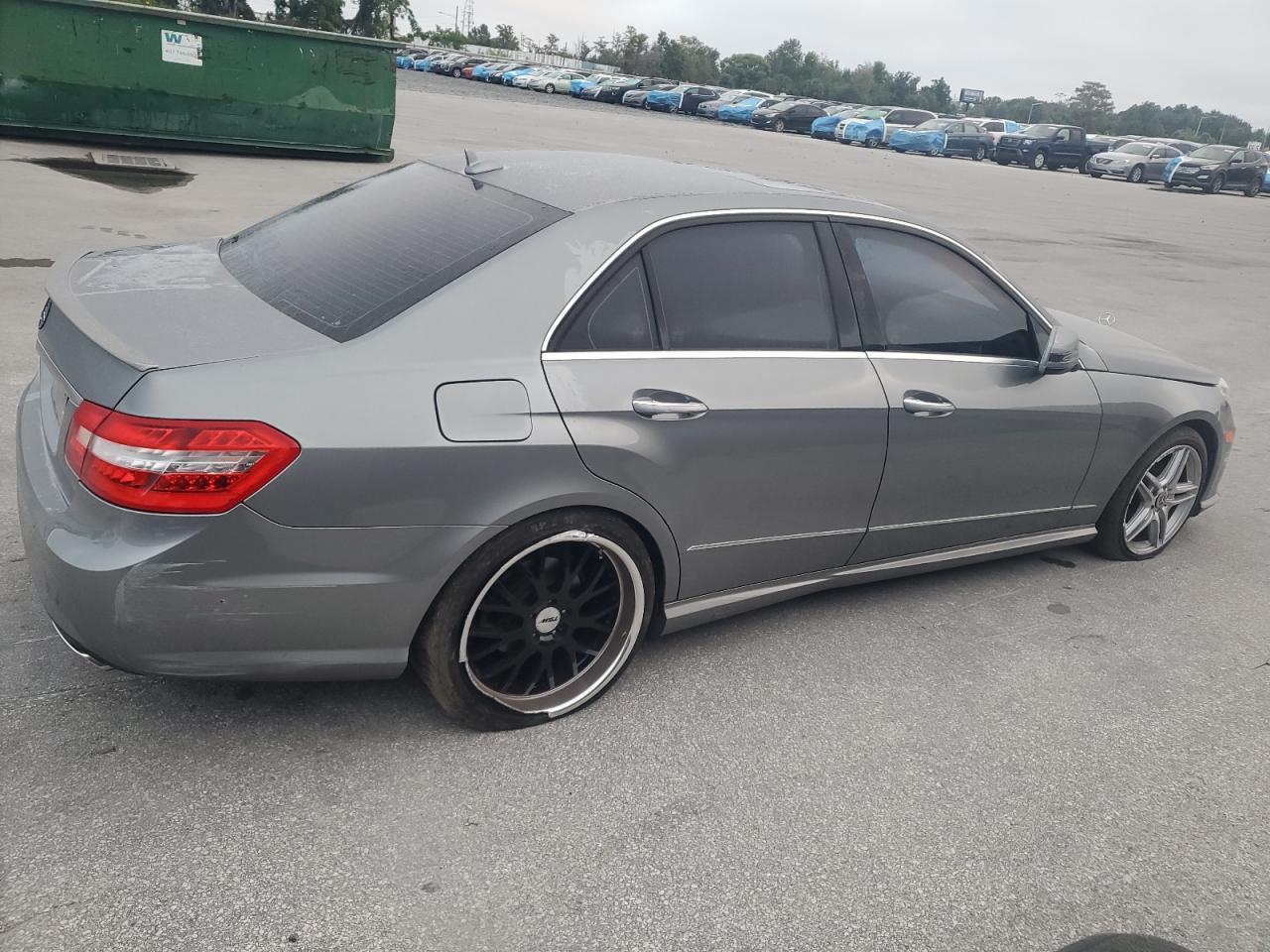 2013 MERCEDES-BENZ E-Class