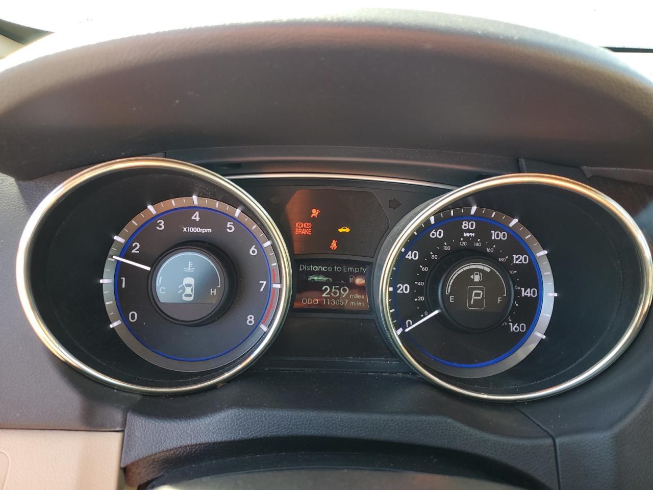 2011 HYUNDAI SONATA