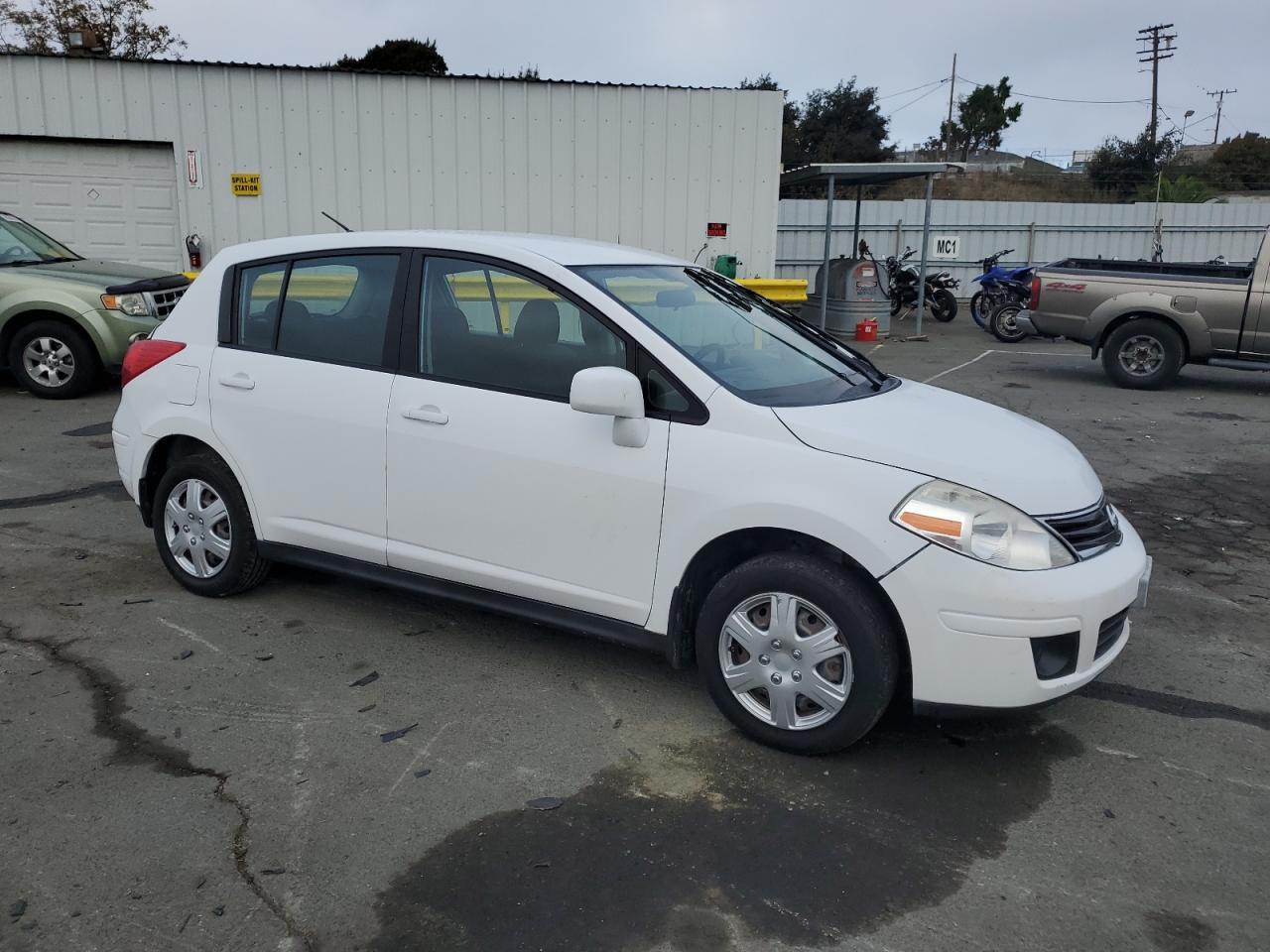 2010 NISSAN VERSA