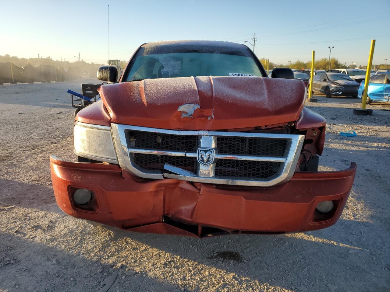 2008 DODGE Dakota