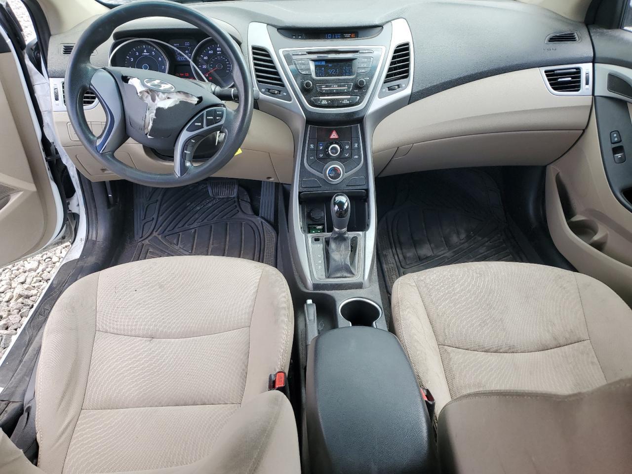 2016 HYUNDAI ELANTRA
