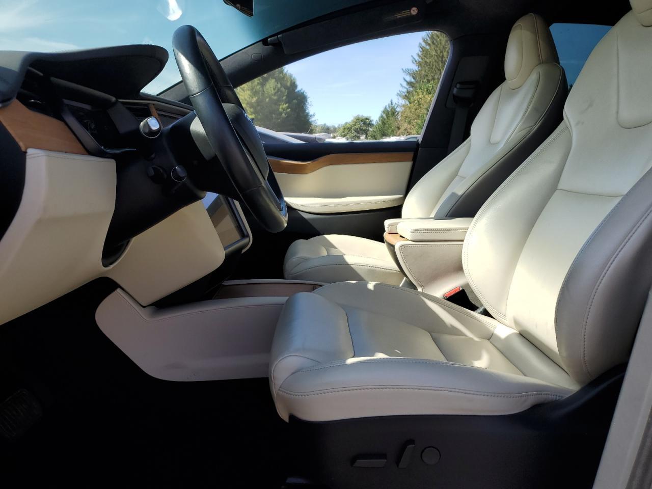 2020 TESLA MODEL X
