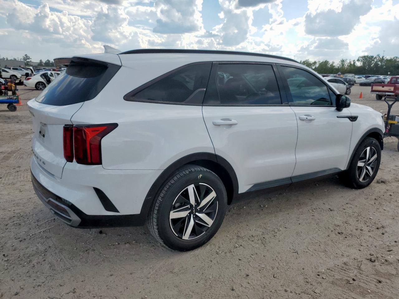 2022 KIA SORENTO