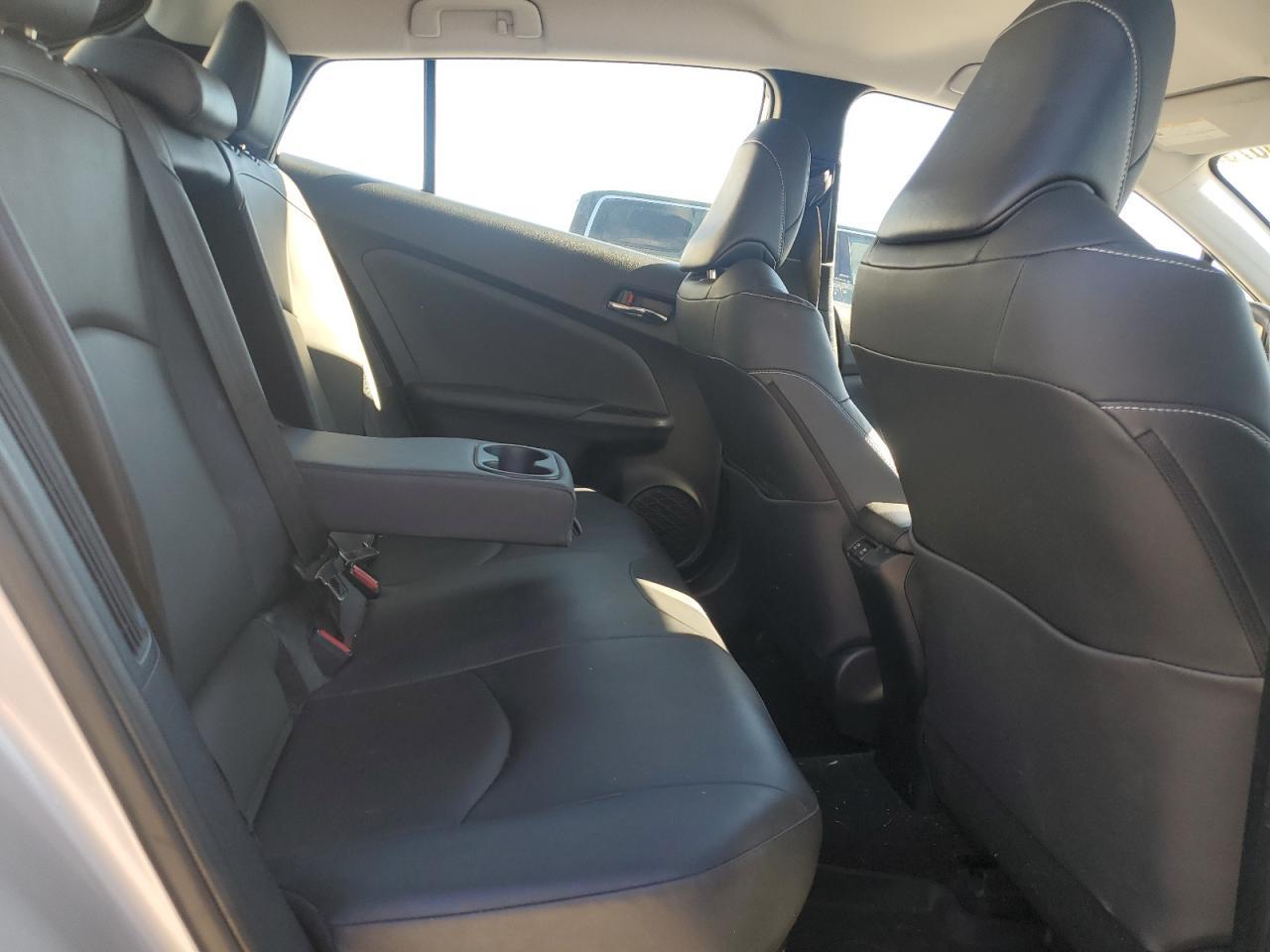 2020 TOYOTA Prius Prime