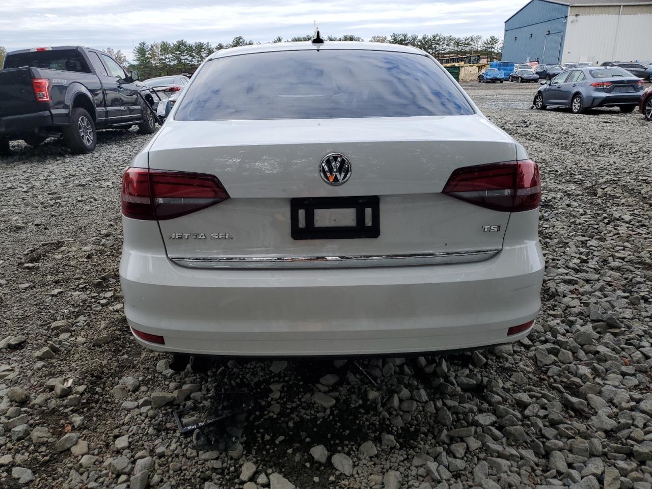 2017 VOLKSWAGEN JETTA