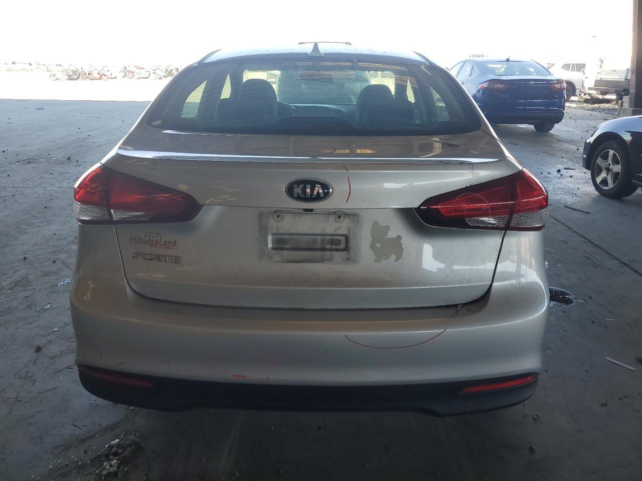 2017 KIA FORTE