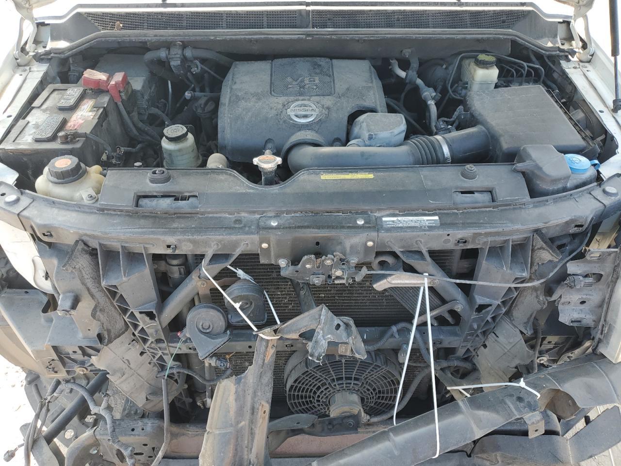 2014 NISSAN Armada