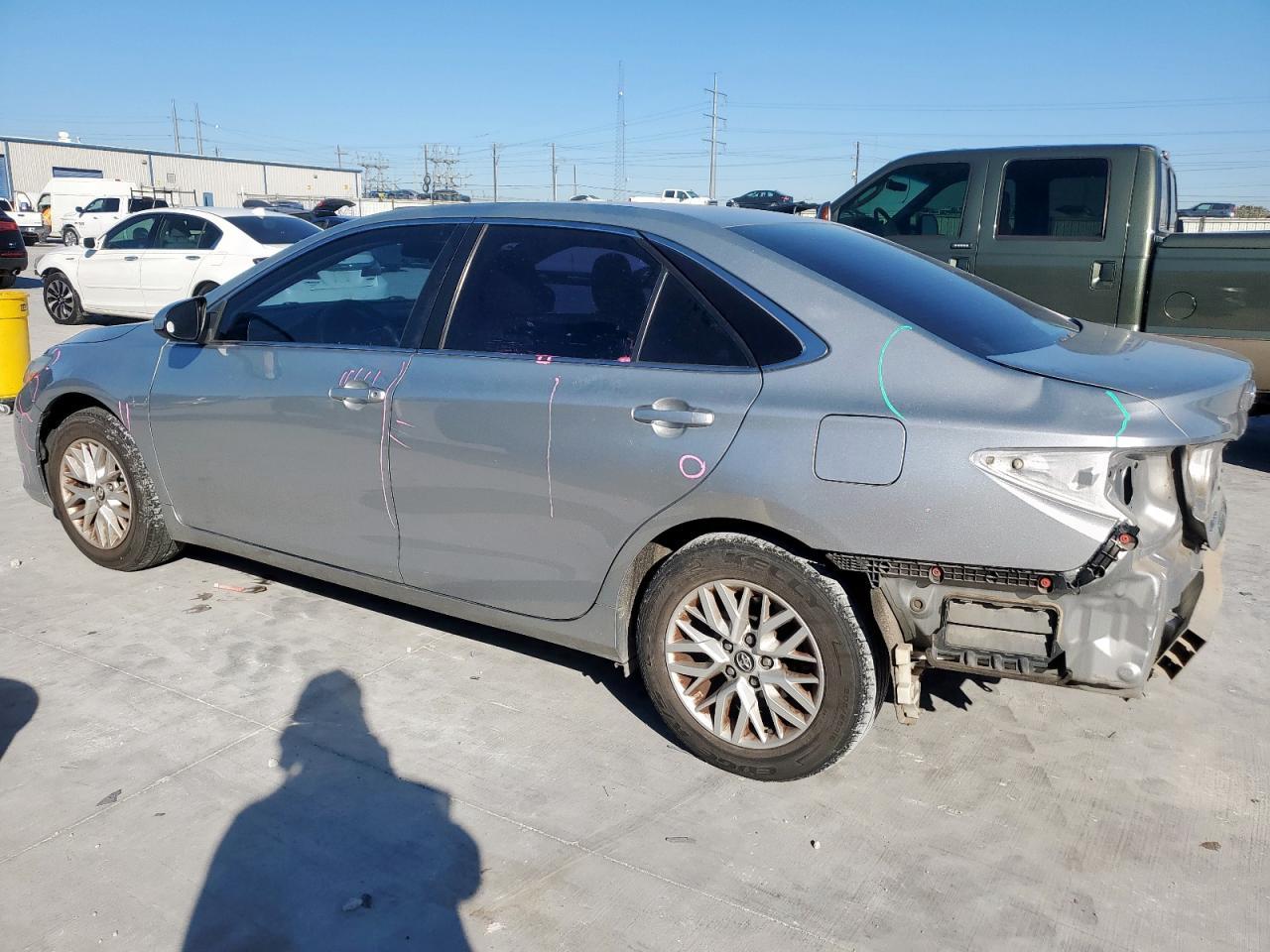 2016 TOYOTA CAMRY
