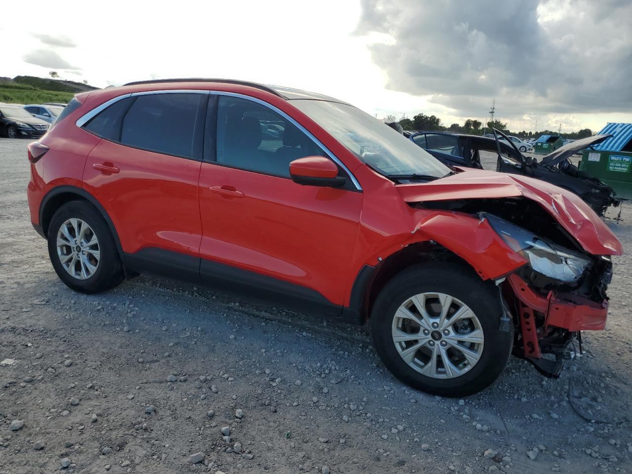 2024 FORD ESCAPE