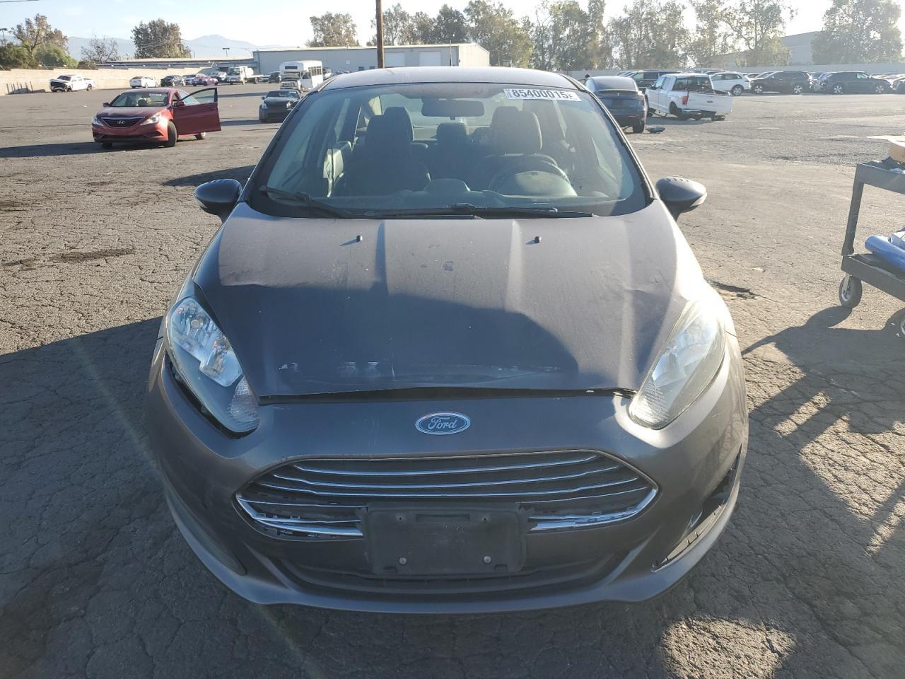 2015 FORD Fiesta