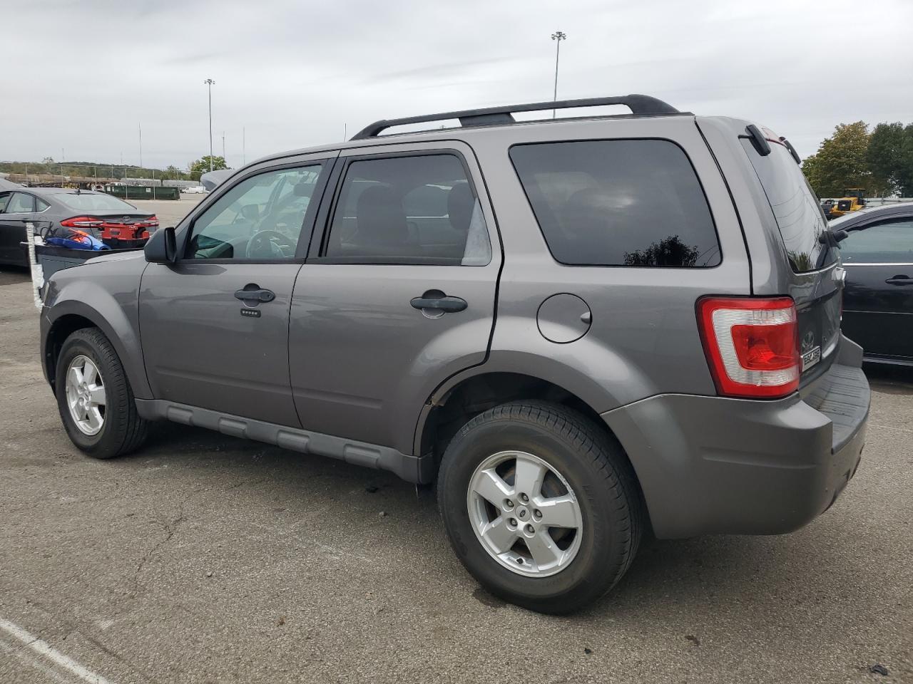 2009 FORD ESCAPE