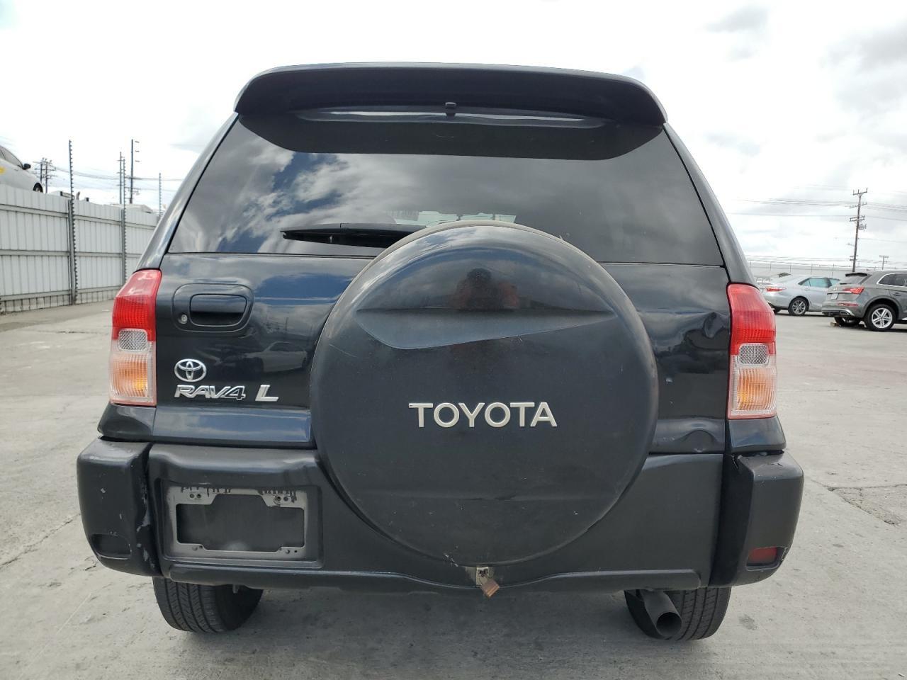 2001 TOYOTA RAV4