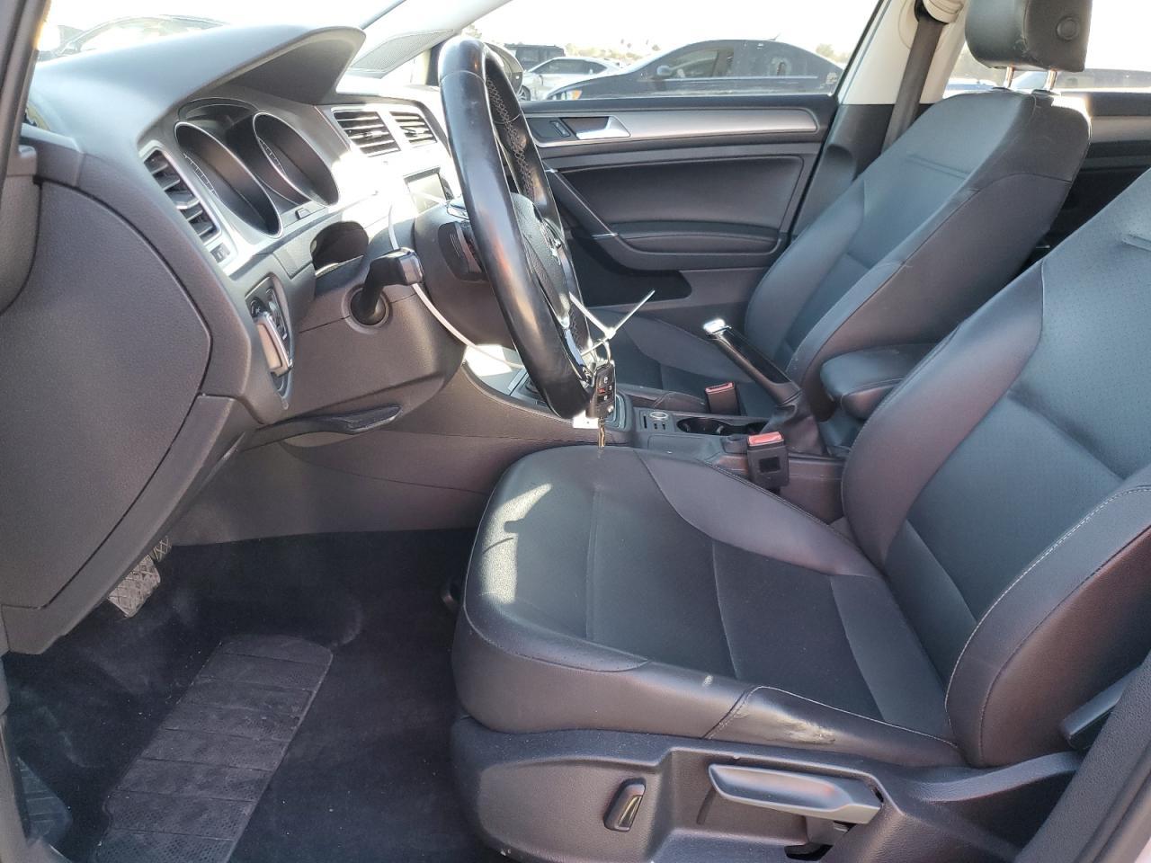 2015 VOLKSWAGEN GOLF