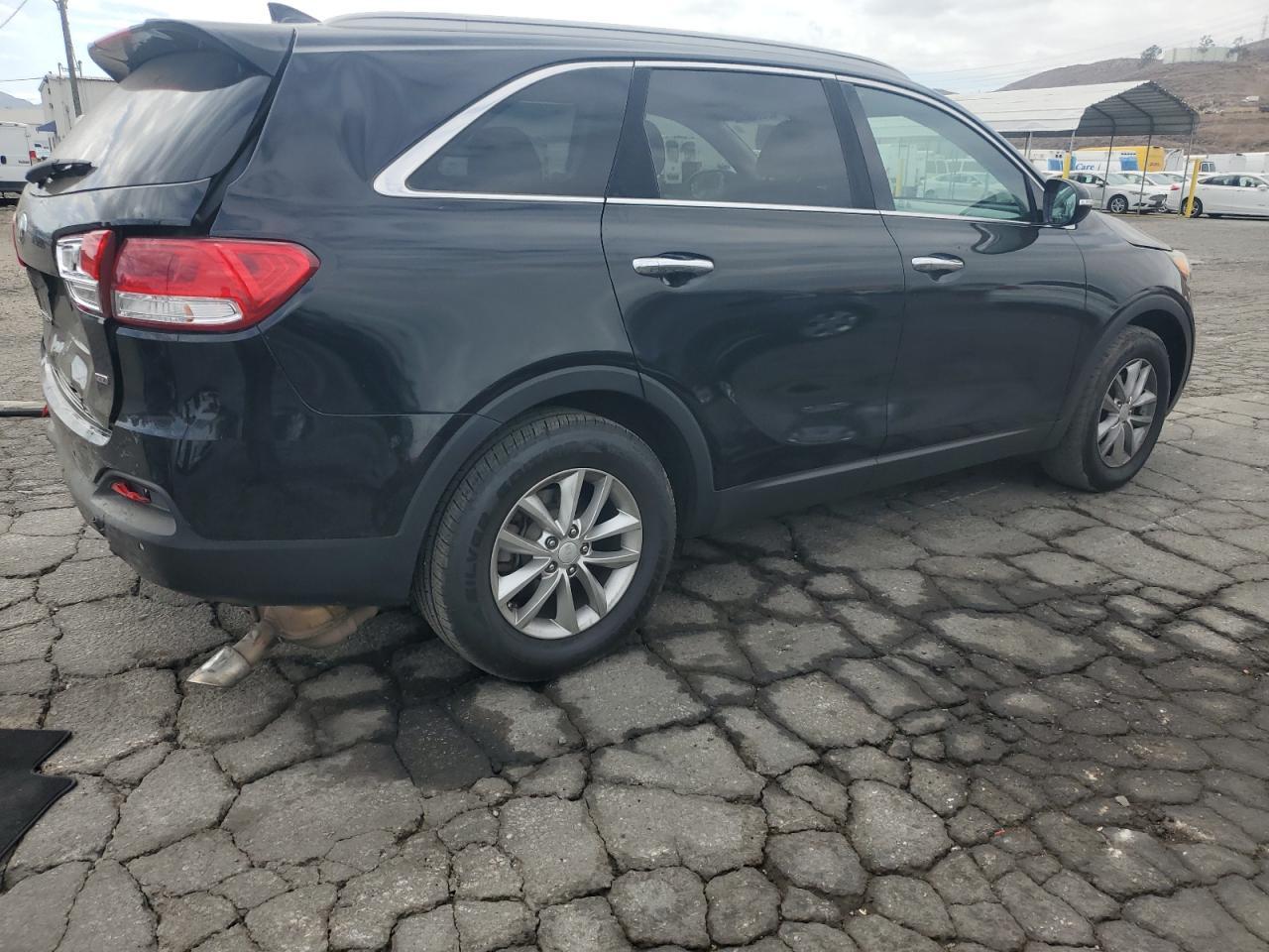 2016 KIA SORENTO