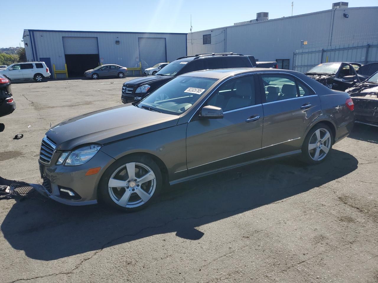 2011 MERCEDES-BENZ E-Class