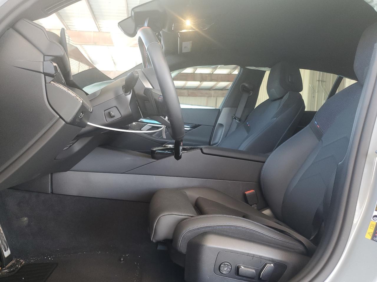 2024 BMW i5