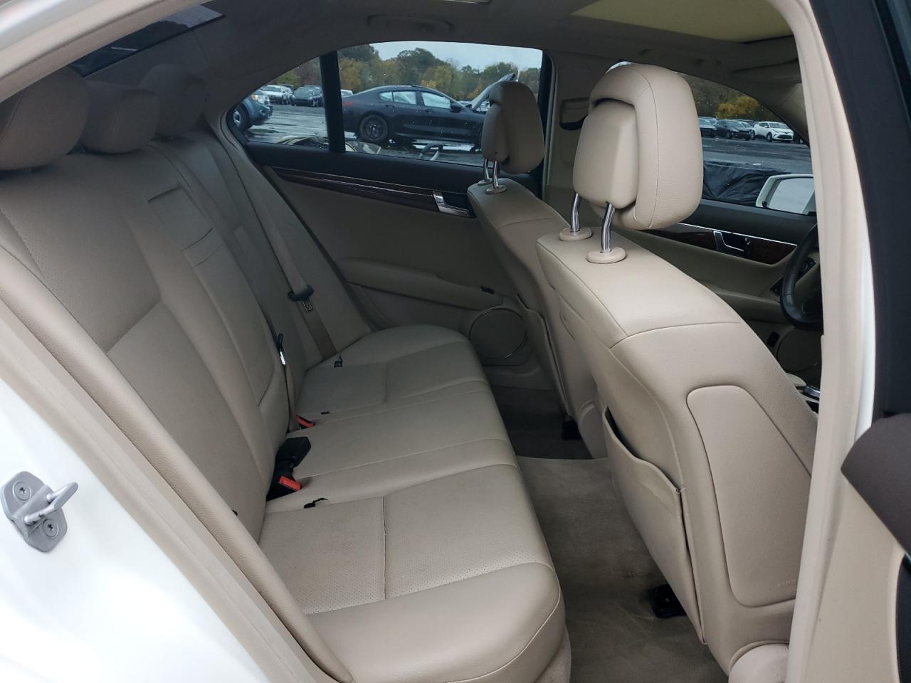 2011 MERCEDES-BENZ C-CLASS
