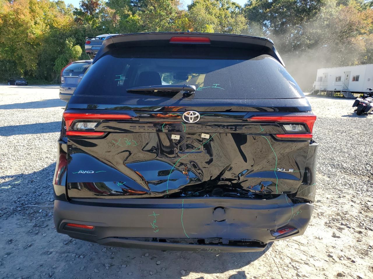 2025 TOYOTA HIGHLANDER