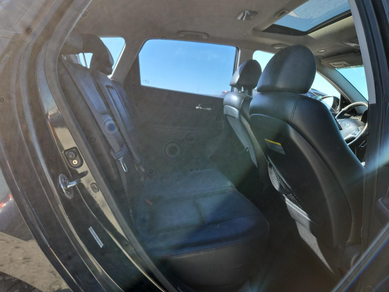 2012 HYUNDAI ELANTRA