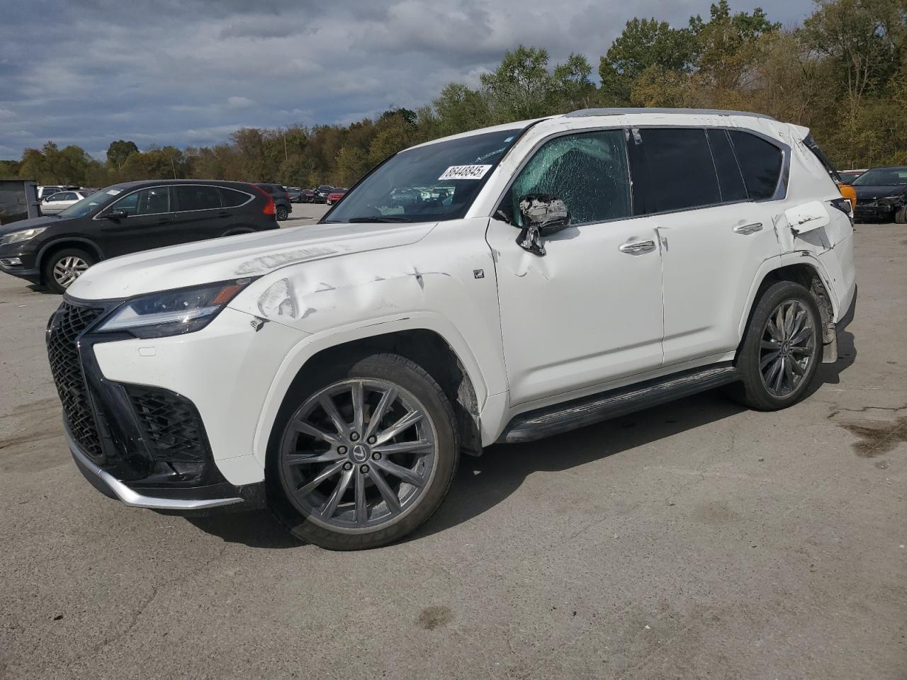 2024 LEXUS LX 600