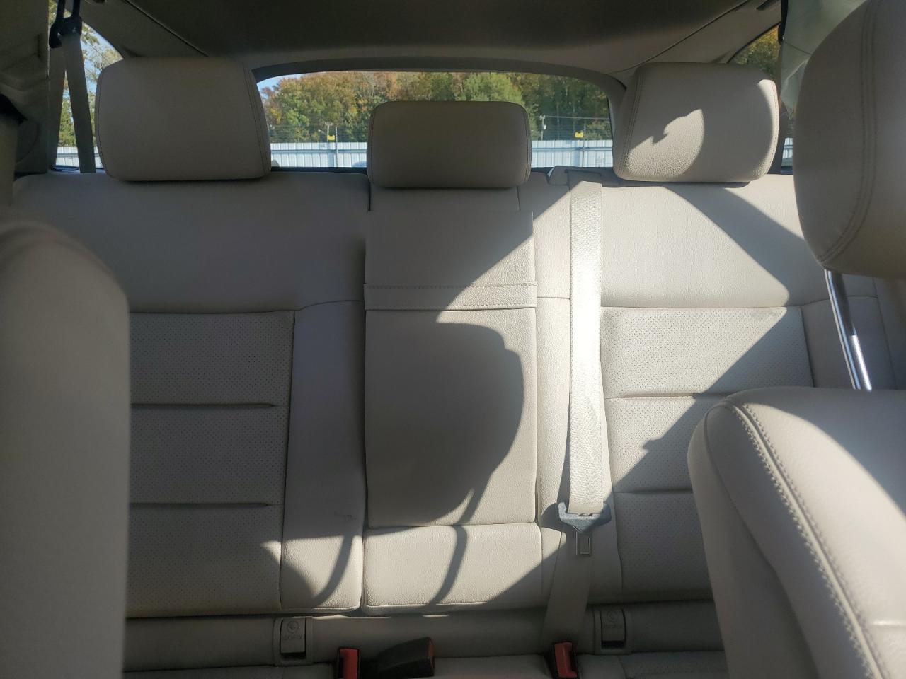 2016 MERCEDES-BENZ E-Class
